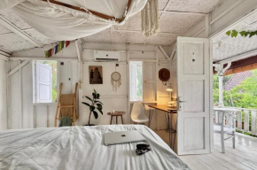 Authentic Bungalow for ocean lovers!